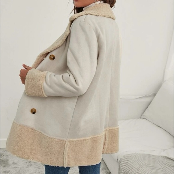 - New faux Sherpa lined jacket suede double breasted jacket - Picture 2 of 6